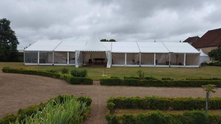 Louer un chapiteau pour votre mariage Sougé