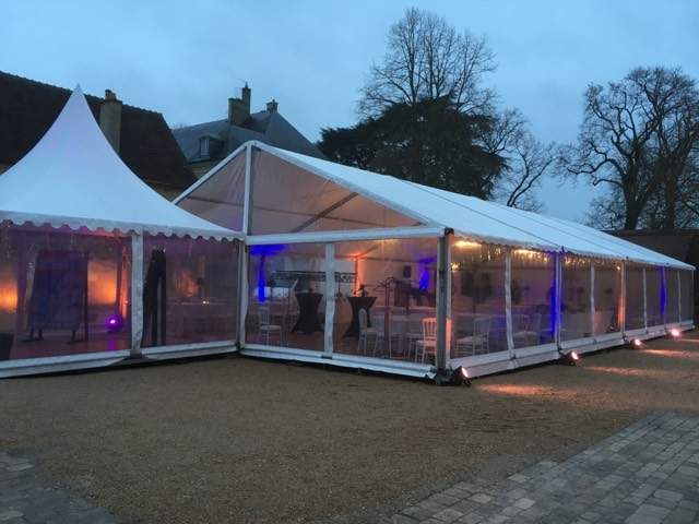 Louer un chapiteau pour votre mariage Sougé