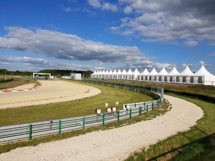Louer un garden cottage Sougé